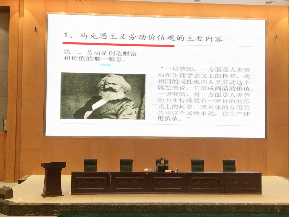 劳动创造幸福人生 ——市总工会“双进”活动走进华纳集团